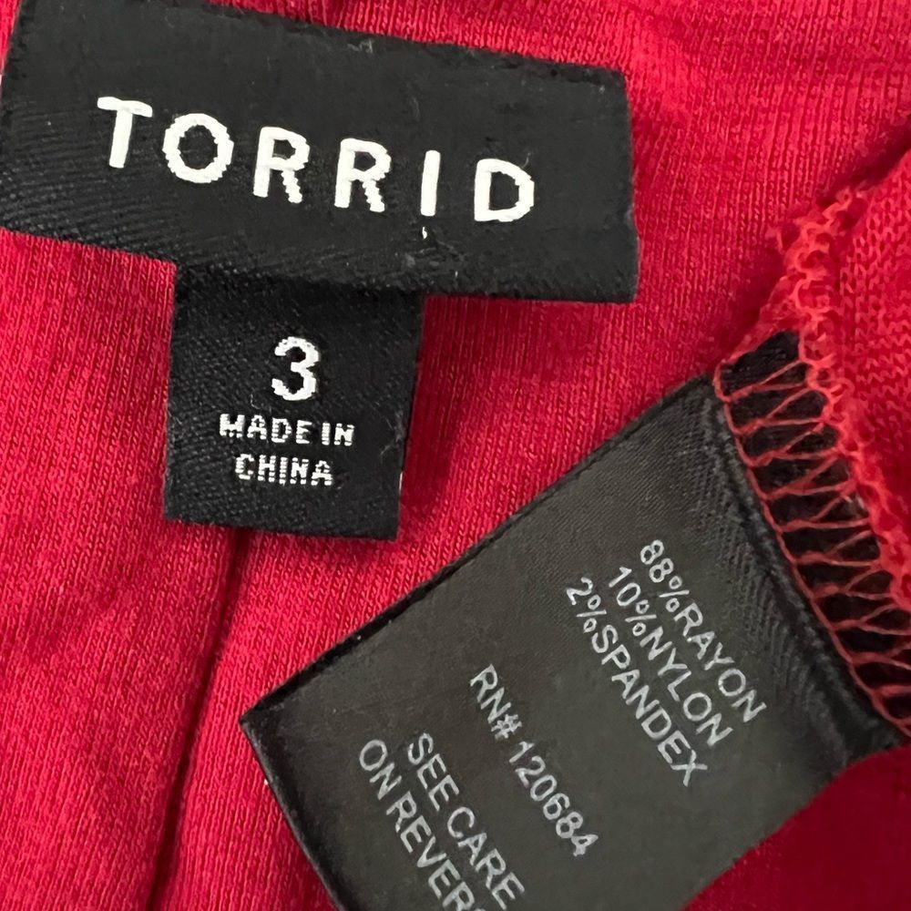 Torrid plus size 3X red sleeveless ruched sheath dress - Picture 4 of 5